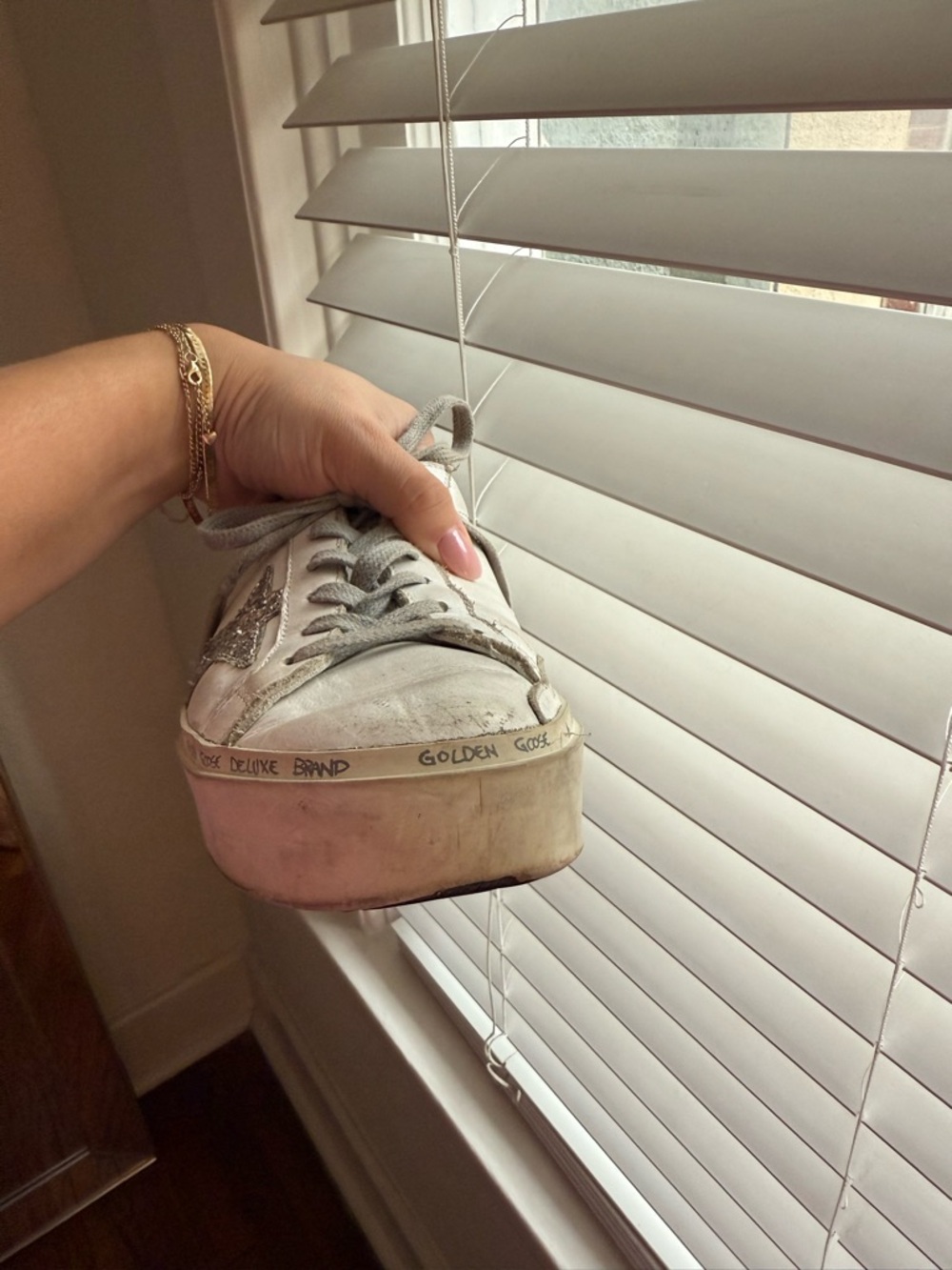 Golden Goose Sneakers - Picture 6 of 9